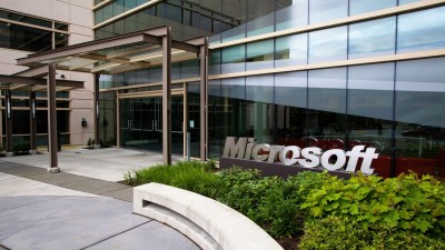Microsoft profits drop 10% in Q3 2014